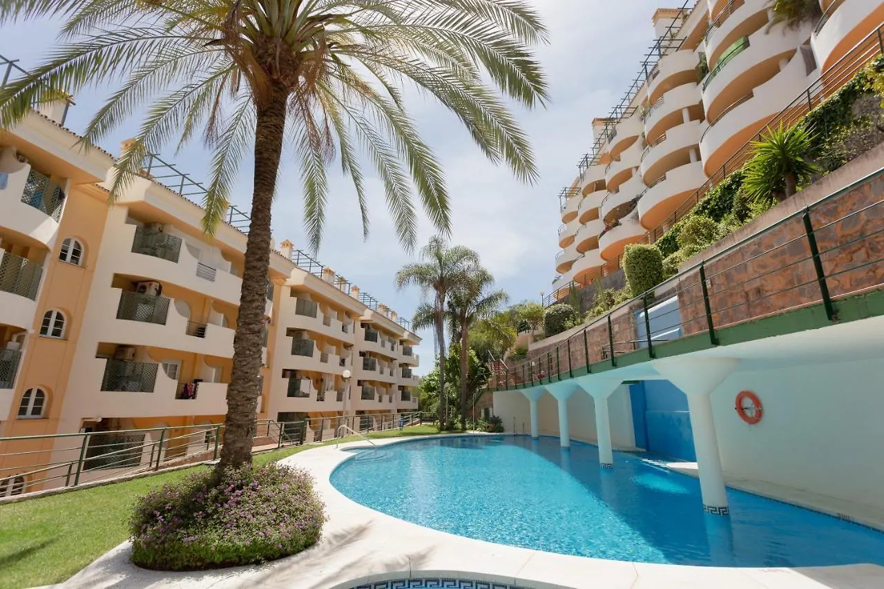 Lejlighedshotel Senorio De Aloha Apartahotel Marbella